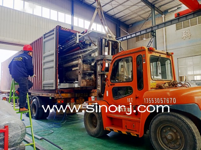 火爆了！！！國(guó)內(nèi)外很受歡迎的pvc仿大理石板生產(chǎn)線裝柜發(fā)貨中。。。