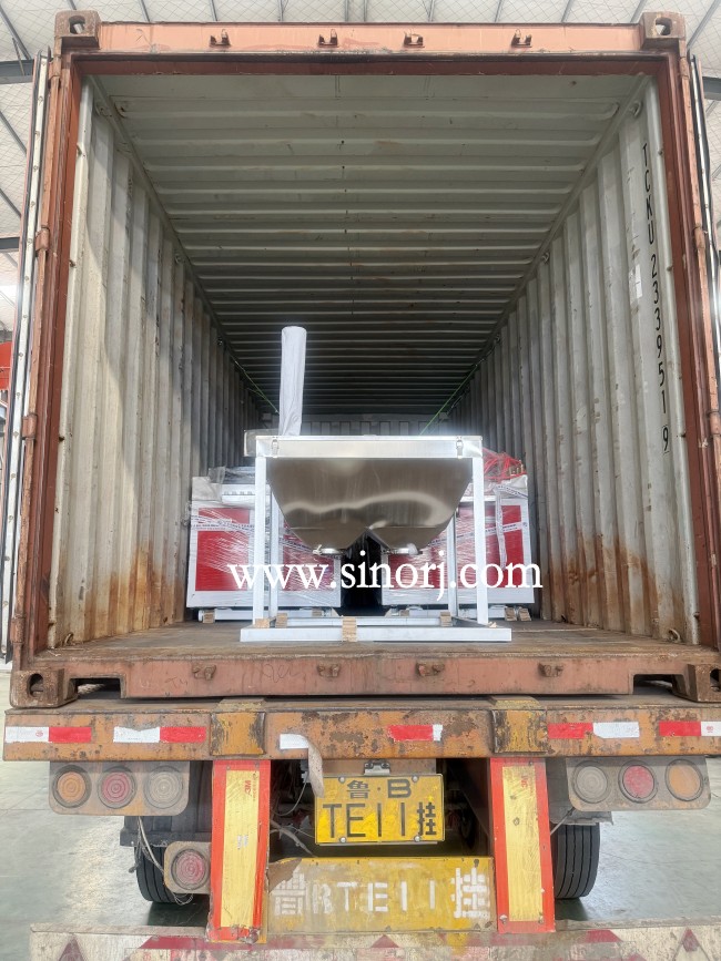 出口中東的PVC格柵板生產線，UV大理石板生產線，碳晶板生產線發貨